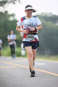 BIB: 6262
                            <button type="button" onclick="openModal(6352102)" class="btn btn-primary btn-sm float-right btn-popup" data-toggle="modal" data-target=".modal-high-quality">
                        <i class="fas fa-shopping-cart"></i> Add to Cart
                    </button>
                                            <button type="button" onclick="isThisMe(6352102, true)" class="btn btn-success btn-sm float-right btn-popup btn-isme hidden" data-toggle="tooltip" data-placement="bottom" title="นี่คือรูปของคุณใช่ไหม คลิกที่นี่เพื่อเอาเข้าอัลบั้ม">
                        <i class="fas fa-plus"></i> Add to album
                    </button>
                    <button type="button" onclick="isThisMe(6352102, false)" class="btn btn-warning btn-sm float-right btn-popup btn-isnotme hidden">
                        <i class="fas fa-ban"></i> Remove from album
                    </button>