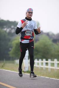 BIB: 6149
                            <button type="button" onclick="openModal(6351687)" class="btn btn-primary btn-sm float-right btn-popup" data-toggle="modal" data-target=".modal-high-quality">
                        <i class="fas fa-shopping-cart"></i> Add to Cart
                    </button>
                                            <button type="button" onclick="isThisMe(6351687, true)" class="btn btn-success btn-sm float-right btn-popup btn-isme hidden" data-toggle="tooltip" data-placement="bottom" title="นี่คือรูปของคุณใช่ไหม คลิกที่นี่เพื่อเอาเข้าอัลบั้ม">
                        <i class="fas fa-plus"></i> Add to album
                    </button>
                    <button type="button" onclick="isThisMe(6351687, false)" class="btn btn-warning btn-sm float-right btn-popup btn-isnotme hidden">
                        <i class="fas fa-ban"></i> Remove from album
                    </button>