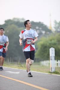 BIB: 6401, 615
                            <button type="button" onclick="openModal(6351789)" class="btn btn-primary btn-sm float-right btn-popup" data-toggle="modal" data-target=".modal-high-quality">
                        <i class="fas fa-shopping-cart"></i> Add to Cart
                    </button>
                                            <button type="button" onclick="isThisMe(6351789, true)" class="btn btn-success btn-sm float-right btn-popup btn-isme hidden" data-toggle="tooltip" data-placement="bottom" title="นี่คือรูปของคุณใช่ไหม คลิกที่นี่เพื่อเอาเข้าอัลบั้ม">
                        <i class="fas fa-plus"></i> Add to album
                    </button>
                    <button type="button" onclick="isThisMe(6351789, false)" class="btn btn-warning btn-sm float-right btn-popup btn-isnotme hidden">
                        <i class="fas fa-ban"></i> Remove from album
                    </button>