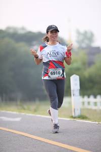 BIB: 6910
                            <button type="button" onclick="openModal(6351914)" class="btn btn-primary btn-sm float-right btn-popup" data-toggle="modal" data-target=".modal-high-quality">
                        <i class="fas fa-shopping-cart"></i> Add to Cart
                    </button>
                                            <button type="button" onclick="isThisMe(6351914, true)" class="btn btn-success btn-sm float-right btn-popup btn-isme hidden" data-toggle="tooltip" data-placement="bottom" title="นี่คือรูปของคุณใช่ไหม คลิกที่นี่เพื่อเอาเข้าอัลบั้ม">
                        <i class="fas fa-plus"></i> Add to album
                    </button>
                    <button type="button" onclick="isThisMe(6351914, false)" class="btn btn-warning btn-sm float-right btn-popup btn-isnotme hidden">
                        <i class="fas fa-ban"></i> Remove from album
                    </button>