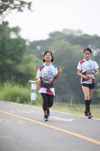 BIB: 6600, 6893, 
                            <button type="button" onclick="openModal(6352146)" class="btn btn-primary btn-sm float-right btn-popup" data-toggle="modal" data-target=".modal-high-quality">
                        <i class="fas fa-shopping-cart"></i> Add to Cart
                    </button>
                                            <button type="button" onclick="isThisMe(6352146, true)" class="btn btn-success btn-sm float-right btn-popup btn-isme hidden" data-toggle="tooltip" data-placement="bottom" title="นี่คือรูปของคุณใช่ไหม คลิกที่นี่เพื่อเอาเข้าอัลบั้ม">
                        <i class="fas fa-plus"></i> Add to album
                    </button>
                    <button type="button" onclick="isThisMe(6352146, false)" class="btn btn-warning btn-sm float-right btn-popup btn-isnotme hidden">
                        <i class="fas fa-ban"></i> Remove from album
                    </button>