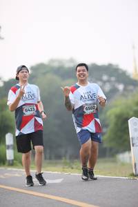 BIB: 6423, 6502
                            <button type="button" onclick="openModal(6351854)" class="btn btn-primary btn-sm float-right btn-popup" data-toggle="modal" data-target=".modal-high-quality">
                        <i class="fas fa-shopping-cart"></i> Add to Cart
                    </button>
                                            <button type="button" onclick="isThisMe(6351854, true)" class="btn btn-success btn-sm float-right btn-popup btn-isme hidden" data-toggle="tooltip" data-placement="bottom" title="นี่คือรูปของคุณใช่ไหม คลิกที่นี่เพื่อเอาเข้าอัลบั้ม">
                        <i class="fas fa-plus"></i> Add to album
                    </button>
                    <button type="button" onclick="isThisMe(6351854, false)" class="btn btn-warning btn-sm float-right btn-popup btn-isnotme hidden">
                        <i class="fas fa-ban"></i> Remove from album
                    </button>