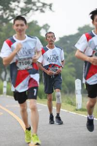 BIB: 7106, 729
                            <button type="button" onclick="openModal(6351584)" class="btn btn-primary btn-sm float-right btn-popup" data-toggle="modal" data-target=".modal-high-quality">
                        <i class="fas fa-shopping-cart"></i> Add to Cart
                    </button>
                                            <button type="button" onclick="isThisMe(6351584, true)" class="btn btn-success btn-sm float-right btn-popup btn-isme hidden" data-toggle="tooltip" data-placement="bottom" title="นี่คือรูปของคุณใช่ไหม คลิกที่นี่เพื่อเอาเข้าอัลบั้ม">
                        <i class="fas fa-plus"></i> Add to album
                    </button>
                    <button type="button" onclick="isThisMe(6351584, false)" class="btn btn-warning btn-sm float-right btn-popup btn-isnotme hidden">
                        <i class="fas fa-ban"></i> Remove from album
                    </button>