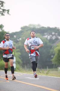 BIB: 685, 6877
                            <button type="button" onclick="openModal(6352032)" class="btn btn-primary btn-sm float-right btn-popup" data-toggle="modal" data-target=".modal-high-quality">
                        <i class="fas fa-shopping-cart"></i> Add to Cart
                    </button>
                                            <button type="button" onclick="isThisMe(6352032, true)" class="btn btn-success btn-sm float-right btn-popup btn-isme hidden" data-toggle="tooltip" data-placement="bottom" title="นี่คือรูปของคุณใช่ไหม คลิกที่นี่เพื่อเอาเข้าอัลบั้ม">
                        <i class="fas fa-plus"></i> Add to album
                    </button>
                    <button type="button" onclick="isThisMe(6352032, false)" class="btn btn-warning btn-sm float-right btn-popup btn-isnotme hidden">
                        <i class="fas fa-ban"></i> Remove from album
                    </button>