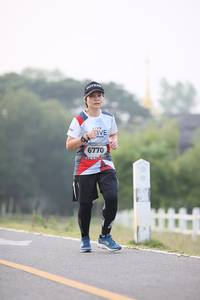 BIB: 6770
                            <button type="button" onclick="openModal(6352309)" class="btn btn-primary btn-sm float-right btn-popup" data-toggle="modal" data-target=".modal-high-quality">
                        <i class="fas fa-shopping-cart"></i> Add to Cart
                    </button>
                                            <button type="button" onclick="isThisMe(6352309, true)" class="btn btn-success btn-sm float-right btn-popup btn-isme hidden" data-toggle="tooltip" data-placement="bottom" title="นี่คือรูปของคุณใช่ไหม คลิกที่นี่เพื่อเอาเข้าอัลบั้ม">
                        <i class="fas fa-plus"></i> Add to album
                    </button>
                    <button type="button" onclick="isThisMe(6352309, false)" class="btn btn-warning btn-sm float-right btn-popup btn-isnotme hidden">
                        <i class="fas fa-ban"></i> Remove from album
                    </button>