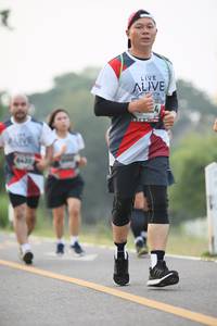 BIB: 6420
                            <button type="button" onclick="openModal(6352189)" class="btn btn-primary btn-sm float-right btn-popup" data-toggle="modal" data-target=".modal-high-quality">
                        <i class="fas fa-shopping-cart"></i> Add to Cart
                    </button>
                                            <button type="button" onclick="isThisMe(6352189, true)" class="btn btn-success btn-sm float-right btn-popup btn-isme hidden" data-toggle="tooltip" data-placement="bottom" title="นี่คือรูปของคุณใช่ไหม คลิกที่นี่เพื่อเอาเข้าอัลบั้ม">
                        <i class="fas fa-plus"></i> Add to album
                    </button>
                    <button type="button" onclick="isThisMe(6352189, false)" class="btn btn-warning btn-sm float-right btn-popup btn-isnotme hidden">
                        <i class="fas fa-ban"></i> Remove from album
                    </button>