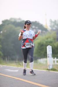 BIB: 6910
                            <button type="button" onclick="openModal(6351911)" class="btn btn-primary btn-sm float-right btn-popup" data-toggle="modal" data-target=".modal-high-quality">
                        <i class="fas fa-shopping-cart"></i> Add to Cart
                    </button>
                                            <button type="button" onclick="isThisMe(6351911, true)" class="btn btn-success btn-sm float-right btn-popup btn-isme hidden" data-toggle="tooltip" data-placement="bottom" title="นี่คือรูปของคุณใช่ไหม คลิกที่นี่เพื่อเอาเข้าอัลบั้ม">
                        <i class="fas fa-plus"></i> Add to album
                    </button>
                    <button type="button" onclick="isThisMe(6351911, false)" class="btn btn-warning btn-sm float-right btn-popup btn-isnotme hidden">
                        <i class="fas fa-ban"></i> Remove from album
                    </button>