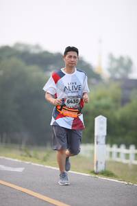 BIB: 6430
                            <button type="button" onclick="openModal(6351734)" class="btn btn-primary btn-sm float-right btn-popup" data-toggle="modal" data-target=".modal-high-quality">
                        <i class="fas fa-shopping-cart"></i> Add to Cart
                    </button>
                                            <button type="button" onclick="isThisMe(6351734, true)" class="btn btn-success btn-sm float-right btn-popup btn-isme hidden" data-toggle="tooltip" data-placement="bottom" title="นี่คือรูปของคุณใช่ไหม คลิกที่นี่เพื่อเอาเข้าอัลบั้ม">
                        <i class="fas fa-plus"></i> Add to album
                    </button>
                    <button type="button" onclick="isThisMe(6351734, false)" class="btn btn-warning btn-sm float-right btn-popup btn-isnotme hidden">
                        <i class="fas fa-ban"></i> Remove from album
                    </button>