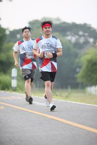 BIB: 7039
                            <button type="button" onclick="openModal(6352051)" class="btn btn-primary btn-sm float-right btn-popup" data-toggle="modal" data-target=".modal-high-quality">
                        <i class="fas fa-shopping-cart"></i> Add to Cart
                    </button>
                                            <button type="button" onclick="isThisMe(6352051, true)" class="btn btn-success btn-sm float-right btn-popup btn-isme hidden" data-toggle="tooltip" data-placement="bottom" title="นี่คือรูปของคุณใช่ไหม คลิกที่นี่เพื่อเอาเข้าอัลบั้ม">
                        <i class="fas fa-plus"></i> Add to album
                    </button>
                    <button type="button" onclick="isThisMe(6352051, false)" class="btn btn-warning btn-sm float-right btn-popup btn-isnotme hidden">
                        <i class="fas fa-ban"></i> Remove from album
                    </button>