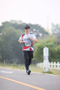 BIB: 6770
                            <button type="button" onclick="openModal(6352310)" class="btn btn-primary btn-sm float-right btn-popup" data-toggle="modal" data-target=".modal-high-quality">
                        <i class="fas fa-shopping-cart"></i> Add to Cart
                    </button>
                                            <button type="button" onclick="isThisMe(6352310, true)" class="btn btn-success btn-sm float-right btn-popup btn-isme hidden" data-toggle="tooltip" data-placement="bottom" title="นี่คือรูปของคุณใช่ไหม คลิกที่นี่เพื่อเอาเข้าอัลบั้ม">
                        <i class="fas fa-plus"></i> Add to album
                    </button>
                    <button type="button" onclick="isThisMe(6352310, false)" class="btn btn-warning btn-sm float-right btn-popup btn-isnotme hidden">
                        <i class="fas fa-ban"></i> Remove from album
                    </button>