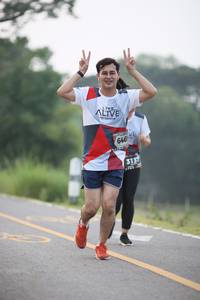 BIB: 646, 3137, 
                            <button type="button" onclick="openModal(6351719)" class="btn btn-primary btn-sm float-right btn-popup" data-toggle="modal" data-target=".modal-high-quality">
                        <i class="fas fa-shopping-cart"></i> Add to Cart
                    </button>
                                            <button type="button" onclick="isThisMe(6351719, true)" class="btn btn-success btn-sm float-right btn-popup btn-isme hidden" data-toggle="tooltip" data-placement="bottom" title="นี่คือรูปของคุณใช่ไหม คลิกที่นี่เพื่อเอาเข้าอัลบั้ม">
                        <i class="fas fa-plus"></i> Add to album
                    </button>
                    <button type="button" onclick="isThisMe(6351719, false)" class="btn btn-warning btn-sm float-right btn-popup btn-isnotme hidden">
                        <i class="fas fa-ban"></i> Remove from album
                    </button>