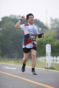 BIB: 2840
                            <button type="button" onclick="openModal(6351713)" class="btn btn-primary btn-sm float-right btn-popup" data-toggle="modal" data-target=".modal-high-quality">
                        <i class="fas fa-shopping-cart"></i> Add to Cart
                    </button>
                                            <button type="button" onclick="isThisMe(6351713, true)" class="btn btn-success btn-sm float-right btn-popup btn-isme hidden" data-toggle="tooltip" data-placement="bottom" title="นี่คือรูปของคุณใช่ไหม คลิกที่นี่เพื่อเอาเข้าอัลบั้ม">
                        <i class="fas fa-plus"></i> Add to album
                    </button>
                    <button type="button" onclick="isThisMe(6351713, false)" class="btn btn-warning btn-sm float-right btn-popup btn-isnotme hidden">
                        <i class="fas fa-ban"></i> Remove from album
                    </button>