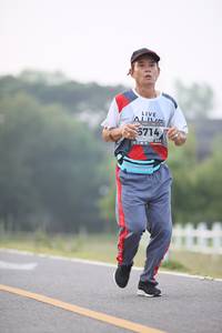 BIB: 5714
                            <button type="button" onclick="openModal(6352022)" class="btn btn-primary btn-sm float-right btn-popup" data-toggle="modal" data-target=".modal-high-quality">
                        <i class="fas fa-shopping-cart"></i> Add to Cart
                    </button>
                                            <button type="button" onclick="isThisMe(6352022, true)" class="btn btn-success btn-sm float-right btn-popup btn-isme hidden" data-toggle="tooltip" data-placement="bottom" title="นี่คือรูปของคุณใช่ไหม คลิกที่นี่เพื่อเอาเข้าอัลบั้ม">
                        <i class="fas fa-plus"></i> Add to album
                    </button>
                    <button type="button" onclick="isThisMe(6352022, false)" class="btn btn-warning btn-sm float-right btn-popup btn-isnotme hidden">
                        <i class="fas fa-ban"></i> Remove from album
                    </button>