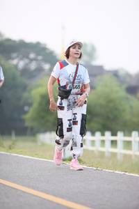 BIB: 6565
                            <button type="button" onclick="openModal(6352207)" class="btn btn-primary btn-sm float-right btn-popup" data-toggle="modal" data-target=".modal-high-quality">
                        <i class="fas fa-shopping-cart"></i> Add to Cart
                    </button>
                                            <button type="button" onclick="isThisMe(6352207, true)" class="btn btn-success btn-sm float-right btn-popup btn-isme hidden" data-toggle="tooltip" data-placement="bottom" title="นี่คือรูปของคุณใช่ไหม คลิกที่นี่เพื่อเอาเข้าอัลบั้ม">
                        <i class="fas fa-plus"></i> Add to album
                    </button>
                    <button type="button" onclick="isThisMe(6352207, false)" class="btn btn-warning btn-sm float-right btn-popup btn-isnotme hidden">
                        <i class="fas fa-ban"></i> Remove from album
                    </button>