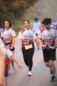 BIB: 6594, 6005, 6583
                            <button type="button" onclick="openModal(6364123)" class="btn btn-primary btn-sm float-right btn-popup" data-toggle="modal" data-target=".modal-high-quality">
                        <i class="fas fa-shopping-cart"></i> Add to Cart
                    </button>
                                            <button type="button" onclick="isThisMe(6364123, true)" class="btn btn-success btn-sm float-right btn-popup btn-isme hidden" data-toggle="tooltip" data-placement="bottom" title="นี่คือรูปของคุณใช่ไหม คลิกที่นี่เพื่อเอาเข้าอัลบั้ม">
                        <i class="fas fa-plus"></i> Add to album
                    </button>
                    <button type="button" onclick="isThisMe(6364123, false)" class="btn btn-warning btn-sm float-right btn-popup btn-isnotme hidden">
                        <i class="fas fa-ban"></i> Remove from album
                    </button>