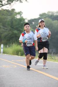 BIB: 6528, 6458
                            <button type="button" onclick="openModal(6346853)" class="btn btn-primary btn-sm float-right btn-popup" data-toggle="modal" data-target=".modal-high-quality">
                        <i class="fas fa-shopping-cart"></i> Add to Cart
                    </button>
                                            <button type="button" onclick="isThisMe(6346853, true)" class="btn btn-success btn-sm float-right btn-popup btn-isme hidden" data-toggle="tooltip" data-placement="bottom" title="นี่คือรูปของคุณใช่ไหม คลิกที่นี่เพื่อเอาเข้าอัลบั้ม">
                        <i class="fas fa-plus"></i> Add to album
                    </button>
                    <button type="button" onclick="isThisMe(6346853, false)" class="btn btn-warning btn-sm float-right btn-popup btn-isnotme hidden">
                        <i class="fas fa-ban"></i> Remove from album
                    </button>