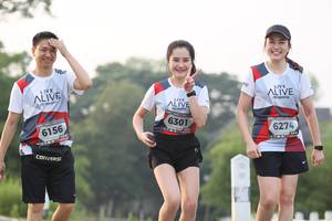 BIB: 6301, 6156, 6274
                            <button type="button" onclick="openModal(6347360)" class="btn btn-primary btn-sm float-right btn-popup" data-toggle="modal" data-target=".modal-high-quality">
                        <i class="fas fa-shopping-cart"></i> Add to Cart
                    </button>
                                            <button type="button" onclick="isThisMe(6347360, true)" class="btn btn-success btn-sm float-right btn-popup btn-isme hidden" data-toggle="tooltip" data-placement="bottom" title="นี่คือรูปของคุณใช่ไหม คลิกที่นี่เพื่อเอาเข้าอัลบั้ม">
                        <i class="fas fa-plus"></i> Add to album
                    </button>
                    <button type="button" onclick="isThisMe(6347360, false)" class="btn btn-warning btn-sm float-right btn-popup btn-isnotme hidden">
                        <i class="fas fa-ban"></i> Remove from album
                    </button>