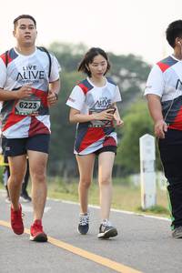 BIB: 6223
                            <button type="button" onclick="openModal(6347084)" class="btn btn-primary btn-sm float-right btn-popup" data-toggle="modal" data-target=".modal-high-quality">
                        <i class="fas fa-shopping-cart"></i> Add to Cart
                    </button>
                                            <button type="button" onclick="isThisMe(6347084, true)" class="btn btn-success btn-sm float-right btn-popup btn-isme hidden" data-toggle="tooltip" data-placement="bottom" title="นี่คือรูปของคุณใช่ไหม คลิกที่นี่เพื่อเอาเข้าอัลบั้ม">
                        <i class="fas fa-plus"></i> Add to album
                    </button>
                    <button type="button" onclick="isThisMe(6347084, false)" class="btn btn-warning btn-sm float-right btn-popup btn-isnotme hidden">
                        <i class="fas fa-ban"></i> Remove from album
                    </button>