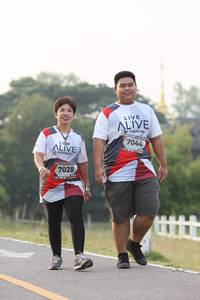 BIB: 7044, 7028
                            <button type="button" onclick="openModal(6347669)" class="btn btn-primary btn-sm float-right btn-popup" data-toggle="modal" data-target=".modal-high-quality">
                        <i class="fas fa-shopping-cart"></i> Add to Cart
                    </button>
                                            <button type="button" onclick="isThisMe(6347669, true)" class="btn btn-success btn-sm float-right btn-popup btn-isme hidden" data-toggle="tooltip" data-placement="bottom" title="นี่คือรูปของคุณใช่ไหม คลิกที่นี่เพื่อเอาเข้าอัลบั้ม">
                        <i class="fas fa-plus"></i> Add to album
                    </button>
                    <button type="button" onclick="isThisMe(6347669, false)" class="btn btn-warning btn-sm float-right btn-popup btn-isnotme hidden">
                        <i class="fas fa-ban"></i> Remove from album
                    </button>