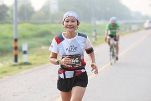 BIB: 128
                            <button type="button" onclick="openModal(6347711)" class="btn btn-primary btn-sm float-right btn-popup" data-toggle="modal" data-target=".modal-high-quality">
                        <i class="fas fa-shopping-cart"></i> Add to Cart
                    </button>
                                            <button type="button" onclick="isThisMe(6347711, true)" class="btn btn-success btn-sm float-right btn-popup btn-isme hidden" data-toggle="tooltip" data-placement="bottom" title="นี่คือรูปของคุณใช่ไหม คลิกที่นี่เพื่อเอาเข้าอัลบั้ม">
                        <i class="fas fa-plus"></i> Add to album
                    </button>
                    <button type="button" onclick="isThisMe(6347711, false)" class="btn btn-warning btn-sm float-right btn-popup btn-isnotme hidden">
                        <i class="fas fa-ban"></i> Remove from album
                    </button>