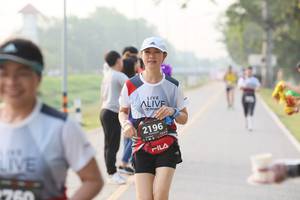 BIB: 2196, 760
                            <button type="button" onclick="openModal(6347748)" class="btn btn-primary btn-sm float-right btn-popup" data-toggle="modal" data-target=".modal-high-quality">
                        <i class="fas fa-shopping-cart"></i> Add to Cart
                    </button>
                                            <button type="button" onclick="isThisMe(6347748, true)" class="btn btn-success btn-sm float-right btn-popup btn-isme hidden" data-toggle="tooltip" data-placement="bottom" title="นี่คือรูปของคุณใช่ไหม คลิกที่นี่เพื่อเอาเข้าอัลบั้ม">
                        <i class="fas fa-plus"></i> Add to album
                    </button>
                    <button type="button" onclick="isThisMe(6347748, false)" class="btn btn-warning btn-sm float-right btn-popup btn-isnotme hidden">
                        <i class="fas fa-ban"></i> Remove from album
                    </button>