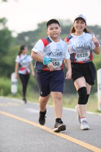 BIB: 6528, 458
                            <button type="button" onclick="openModal(6346862)" class="btn btn-primary btn-sm float-right btn-popup" data-toggle="modal" data-target=".modal-high-quality">
                        <i class="fas fa-shopping-cart"></i> Add to Cart
                    </button>
                                            <button type="button" onclick="isThisMe(6346862, true)" class="btn btn-success btn-sm float-right btn-popup btn-isme hidden" data-toggle="tooltip" data-placement="bottom" title="นี่คือรูปของคุณใช่ไหม คลิกที่นี่เพื่อเอาเข้าอัลบั้ม">
                        <i class="fas fa-plus"></i> Add to album
                    </button>
                    <button type="button" onclick="isThisMe(6346862, false)" class="btn btn-warning btn-sm float-right btn-popup btn-isnotme hidden">
                        <i class="fas fa-ban"></i> Remove from album
                    </button>