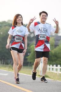 BIB: 6494, 6602
                            <button type="button" onclick="openModal(6347384)" class="btn btn-primary btn-sm float-right btn-popup" data-toggle="modal" data-target=".modal-high-quality">
                        <i class="fas fa-shopping-cart"></i> Add to Cart
                    </button>
                                            <button type="button" onclick="isThisMe(6347384, true)" class="btn btn-success btn-sm float-right btn-popup btn-isme hidden" data-toggle="tooltip" data-placement="bottom" title="นี่คือรูปของคุณใช่ไหม คลิกที่นี่เพื่อเอาเข้าอัลบั้ม">
                        <i class="fas fa-plus"></i> Add to album
                    </button>
                    <button type="button" onclick="isThisMe(6347384, false)" class="btn btn-warning btn-sm float-right btn-popup btn-isnotme hidden">
                        <i class="fas fa-ban"></i> Remove from album
                    </button>