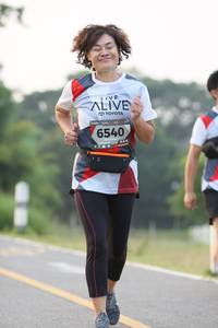 BIB: 6540
                            <button type="button" onclick="openModal(6346798)" class="btn btn-primary btn-sm float-right btn-popup" data-toggle="modal" data-target=".modal-high-quality">
                        <i class="fas fa-shopping-cart"></i> Add to Cart
                    </button>
                                            <button type="button" onclick="isThisMe(6346798, true)" class="btn btn-success btn-sm float-right btn-popup btn-isme hidden" data-toggle="tooltip" data-placement="bottom" title="นี่คือรูปของคุณใช่ไหม คลิกที่นี่เพื่อเอาเข้าอัลบั้ม">
                        <i class="fas fa-plus"></i> Add to album
                    </button>
                    <button type="button" onclick="isThisMe(6346798, false)" class="btn btn-warning btn-sm float-right btn-popup btn-isnotme hidden">
                        <i class="fas fa-ban"></i> Remove from album
                    </button>