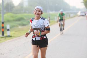 BIB: 256
                            <button type="button" onclick="openModal(6347690)" class="btn btn-primary btn-sm float-right btn-popup" data-toggle="modal" data-target=".modal-high-quality">
                        <i class="fas fa-shopping-cart"></i> Add to Cart
                    </button>
                                            <button type="button" onclick="isThisMe(6347690, true)" class="btn btn-success btn-sm float-right btn-popup btn-isme hidden" data-toggle="tooltip" data-placement="bottom" title="นี่คือรูปของคุณใช่ไหม คลิกที่นี่เพื่อเอาเข้าอัลบั้ม">
                        <i class="fas fa-plus"></i> Add to album
                    </button>
                    <button type="button" onclick="isThisMe(6347690, false)" class="btn btn-warning btn-sm float-right btn-popup btn-isnotme hidden">
                        <i class="fas fa-ban"></i> Remove from album
                    </button>