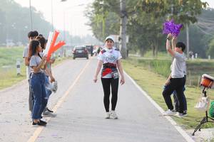 BIB: 274
                            <button type="button" onclick="openModal(6347896)" class="btn btn-primary btn-sm float-right btn-popup" data-toggle="modal" data-target=".modal-high-quality">
                        <i class="fas fa-shopping-cart"></i> Add to Cart
                    </button>
                                            <button type="button" onclick="isThisMe(6347896, true)" class="btn btn-success btn-sm float-right btn-popup btn-isme hidden" data-toggle="tooltip" data-placement="bottom" title="นี่คือรูปของคุณใช่ไหม คลิกที่นี่เพื่อเอาเข้าอัลบั้ม">
                        <i class="fas fa-plus"></i> Add to album
                    </button>
                    <button type="button" onclick="isThisMe(6347896, false)" class="btn btn-warning btn-sm float-right btn-popup btn-isnotme hidden">
                        <i class="fas fa-ban"></i> Remove from album
                    </button>