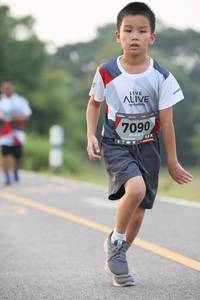 BIB: 7090
                            <button type="button" onclick="openModal(6346808)" class="btn btn-primary btn-sm float-right btn-popup" data-toggle="modal" data-target=".modal-high-quality">
                        <i class="fas fa-shopping-cart"></i> Add to Cart
                    </button>
                                            <button type="button" onclick="isThisMe(6346808, true)" class="btn btn-success btn-sm float-right btn-popup btn-isme hidden" data-toggle="tooltip" data-placement="bottom" title="นี่คือรูปของคุณใช่ไหม คลิกที่นี่เพื่อเอาเข้าอัลบั้ม">
                        <i class="fas fa-plus"></i> Add to album
                    </button>
                    <button type="button" onclick="isThisMe(6346808, false)" class="btn btn-warning btn-sm float-right btn-popup btn-isnotme hidden">
                        <i class="fas fa-ban"></i> Remove from album
                    </button>