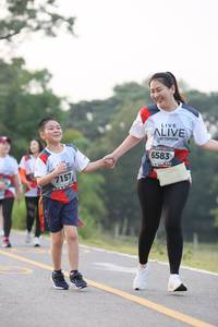 BIB: 6583, 7157
                            <button type="button" onclick="openModal(6347119)" class="btn btn-primary btn-sm float-right btn-popup" data-toggle="modal" data-target=".modal-high-quality">
                        <i class="fas fa-shopping-cart"></i> Add to Cart
                    </button>
                                            <button type="button" onclick="isThisMe(6347119, true)" class="btn btn-success btn-sm float-right btn-popup btn-isme hidden" data-toggle="tooltip" data-placement="bottom" title="นี่คือรูปของคุณใช่ไหม คลิกที่นี่เพื่อเอาเข้าอัลบั้ม">
                        <i class="fas fa-plus"></i> Add to album
                    </button>
                    <button type="button" onclick="isThisMe(6347119, false)" class="btn btn-warning btn-sm float-right btn-popup btn-isnotme hidden">
                        <i class="fas fa-ban"></i> Remove from album
                    </button>