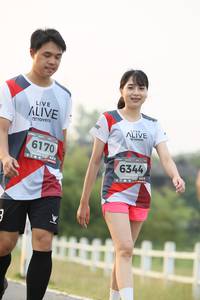 BIB: 6170, 6344
                            <button type="button" onclick="openModal(6347067)" class="btn btn-primary btn-sm float-right btn-popup" data-toggle="modal" data-target=".modal-high-quality">
                        <i class="fas fa-shopping-cart"></i> Add to Cart
                    </button>
                                            <button type="button" onclick="isThisMe(6347067, true)" class="btn btn-success btn-sm float-right btn-popup btn-isme hidden" data-toggle="tooltip" data-placement="bottom" title="นี่คือรูปของคุณใช่ไหม คลิกที่นี่เพื่อเอาเข้าอัลบั้ม">
                        <i class="fas fa-plus"></i> Add to album
                    </button>
                    <button type="button" onclick="isThisMe(6347067, false)" class="btn btn-warning btn-sm float-right btn-popup btn-isnotme hidden">
                        <i class="fas fa-ban"></i> Remove from album
                    </button>