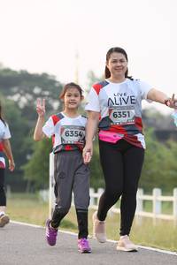 BIB: 6351, 6354
                            <button type="button" onclick="openModal(6347610)" class="btn btn-primary btn-sm float-right btn-popup" data-toggle="modal" data-target=".modal-high-quality">
                        <i class="fas fa-shopping-cart"></i> Add to Cart
                    </button>
                                            <button type="button" onclick="isThisMe(6347610, true)" class="btn btn-success btn-sm float-right btn-popup btn-isme hidden" data-toggle="tooltip" data-placement="bottom" title="นี่คือรูปของคุณใช่ไหม คลิกที่นี่เพื่อเอาเข้าอัลบั้ม">
                        <i class="fas fa-plus"></i> Add to album
                    </button>
                    <button type="button" onclick="isThisMe(6347610, false)" class="btn btn-warning btn-sm float-right btn-popup btn-isnotme hidden">
                        <i class="fas fa-ban"></i> Remove from album
                    </button>