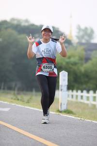 BIB: 6305
                            <button type="button" onclick="openModal(6349212)" class="btn btn-primary btn-sm float-right btn-popup" data-toggle="modal" data-target=".modal-high-quality">
                        <i class="fas fa-shopping-cart"></i> Add to Cart
                    </button>
                                            <button type="button" onclick="isThisMe(6349212, true)" class="btn btn-success btn-sm float-right btn-popup btn-isme hidden" data-toggle="tooltip" data-placement="bottom" title="นี่คือรูปของคุณใช่ไหม คลิกที่นี่เพื่อเอาเข้าอัลบั้ม">
                        <i class="fas fa-plus"></i> Add to album
                    </button>
                    <button type="button" onclick="isThisMe(6349212, false)" class="btn btn-warning btn-sm float-right btn-popup btn-isnotme hidden">
                        <i class="fas fa-ban"></i> Remove from album
                    </button>