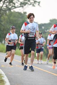 BIB: 7130, 6296
                            <button type="button" onclick="openModal(6349510)" class="btn btn-primary btn-sm float-right btn-popup" data-toggle="modal" data-target=".modal-high-quality">
                        <i class="fas fa-shopping-cart"></i> Add to Cart
                    </button>
                                            <button type="button" onclick="isThisMe(6349510, true)" class="btn btn-success btn-sm float-right btn-popup btn-isme hidden" data-toggle="tooltip" data-placement="bottom" title="นี่คือรูปของคุณใช่ไหม คลิกที่นี่เพื่อเอาเข้าอัลบั้ม">
                        <i class="fas fa-plus"></i> Add to album
                    </button>
                    <button type="button" onclick="isThisMe(6349510, false)" class="btn btn-warning btn-sm float-right btn-popup btn-isnotme hidden">
                        <i class="fas fa-ban"></i> Remove from album
                    </button>