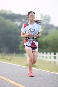 BIB: 6625
                            <button type="button" onclick="openModal(6349810)" class="btn btn-primary btn-sm float-right btn-popup" data-toggle="modal" data-target=".modal-high-quality">
                        <i class="fas fa-shopping-cart"></i> Add to Cart
                    </button>
                                            <button type="button" onclick="isThisMe(6349810, true)" class="btn btn-success btn-sm float-right btn-popup btn-isme hidden" data-toggle="tooltip" data-placement="bottom" title="นี่คือรูปของคุณใช่ไหม คลิกที่นี่เพื่อเอาเข้าอัลบั้ม">
                        <i class="fas fa-plus"></i> Add to album
                    </button>
                    <button type="button" onclick="isThisMe(6349810, false)" class="btn btn-warning btn-sm float-right btn-popup btn-isnotme hidden">
                        <i class="fas fa-ban"></i> Remove from album
                    </button>