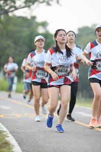 BIB: 6618, 6930
                            <button type="button" onclick="openModal(6348746)" class="btn btn-primary btn-sm float-right btn-popup" data-toggle="modal" data-target=".modal-high-quality">
                        <i class="fas fa-shopping-cart"></i> Add to Cart
                    </button>
                                            <button type="button" onclick="isThisMe(6348746, true)" class="btn btn-success btn-sm float-right btn-popup btn-isme hidden" data-toggle="tooltip" data-placement="bottom" title="นี่คือรูปของคุณใช่ไหม คลิกที่นี่เพื่อเอาเข้าอัลบั้ม">
                        <i class="fas fa-plus"></i> Add to album
                    </button>
                    <button type="button" onclick="isThisMe(6348746, false)" class="btn btn-warning btn-sm float-right btn-popup btn-isnotme hidden">
                        <i class="fas fa-ban"></i> Remove from album
                    </button>