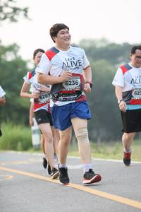 BIB: 6236, 6297, 623
                            <button type="button" onclick="openModal(6349592)" class="btn btn-primary btn-sm float-right btn-popup" data-toggle="modal" data-target=".modal-high-quality">
                        <i class="fas fa-shopping-cart"></i> Add to Cart
                    </button>
                                            <button type="button" onclick="isThisMe(6349592, true)" class="btn btn-success btn-sm float-right btn-popup btn-isme hidden" data-toggle="tooltip" data-placement="bottom" title="นี่คือรูปของคุณใช่ไหม คลิกที่นี่เพื่อเอาเข้าอัลบั้ม">
                        <i class="fas fa-plus"></i> Add to album
                    </button>
                    <button type="button" onclick="isThisMe(6349592, false)" class="btn btn-warning btn-sm float-right btn-popup btn-isnotme hidden">
                        <i class="fas fa-ban"></i> Remove from album
                    </button>