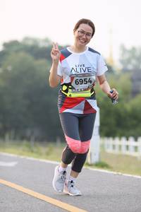 BIB: 6954
                            <button type="button" onclick="openModal(6349922)" class="btn btn-primary btn-sm float-right btn-popup" data-toggle="modal" data-target=".modal-high-quality">
                        <i class="fas fa-shopping-cart"></i> Add to Cart
                    </button>
                                            <button type="button" onclick="isThisMe(6349922, true)" class="btn btn-success btn-sm float-right btn-popup btn-isme hidden" data-toggle="tooltip" data-placement="bottom" title="นี่คือรูปของคุณใช่ไหม คลิกที่นี่เพื่อเอาเข้าอัลบั้ม">
                        <i class="fas fa-plus"></i> Add to album
                    </button>
                    <button type="button" onclick="isThisMe(6349922, false)" class="btn btn-warning btn-sm float-right btn-popup btn-isnotme hidden">
                        <i class="fas fa-ban"></i> Remove from album
                    </button>