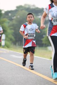 BIB: 6355
                            <button type="button" onclick="openModal(6349847)" class="btn btn-primary btn-sm float-right btn-popup" data-toggle="modal" data-target=".modal-high-quality">
                        <i class="fas fa-shopping-cart"></i> Add to Cart
                    </button>
                                            <button type="button" onclick="isThisMe(6349847, true)" class="btn btn-success btn-sm float-right btn-popup btn-isme hidden" data-toggle="tooltip" data-placement="bottom" title="นี่คือรูปของคุณใช่ไหม คลิกที่นี่เพื่อเอาเข้าอัลบั้ม">
                        <i class="fas fa-plus"></i> Add to album
                    </button>
                    <button type="button" onclick="isThisMe(6349847, false)" class="btn btn-warning btn-sm float-right btn-popup btn-isnotme hidden">
                        <i class="fas fa-ban"></i> Remove from album
                    </button>