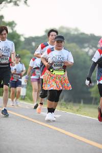 BIB: 7130, 6505
                            <button type="button" onclick="openModal(6349516)" class="btn btn-primary btn-sm float-right btn-popup" data-toggle="modal" data-target=".modal-high-quality">
                        <i class="fas fa-shopping-cart"></i> Add to Cart
                    </button>
                                            <button type="button" onclick="isThisMe(6349516, true)" class="btn btn-success btn-sm float-right btn-popup btn-isme hidden" data-toggle="tooltip" data-placement="bottom" title="นี่คือรูปของคุณใช่ไหม คลิกที่นี่เพื่อเอาเข้าอัลบั้ม">
                        <i class="fas fa-plus"></i> Add to album
                    </button>
                    <button type="button" onclick="isThisMe(6349516, false)" class="btn btn-warning btn-sm float-right btn-popup btn-isnotme hidden">
                        <i class="fas fa-ban"></i> Remove from album
                    </button>