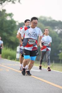 BIB: 6220, 6946
                            <button type="button" onclick="openModal(6349527)" class="btn btn-primary btn-sm float-right btn-popup" data-toggle="modal" data-target=".modal-high-quality">
                        <i class="fas fa-shopping-cart"></i> Add to Cart
                    </button>
                                            <button type="button" onclick="isThisMe(6349527, true)" class="btn btn-success btn-sm float-right btn-popup btn-isme hidden" data-toggle="tooltip" data-placement="bottom" title="นี่คือรูปของคุณใช่ไหม คลิกที่นี่เพื่อเอาเข้าอัลบั้ม">
                        <i class="fas fa-plus"></i> Add to album
                    </button>
                    <button type="button" onclick="isThisMe(6349527, false)" class="btn btn-warning btn-sm float-right btn-popup btn-isnotme hidden">
                        <i class="fas fa-ban"></i> Remove from album
                    </button>