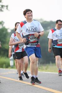 BIB: 6236, 6297, 623
                            <button type="button" onclick="openModal(6349585)" class="btn btn-primary btn-sm float-right btn-popup" data-toggle="modal" data-target=".modal-high-quality">
                        <i class="fas fa-shopping-cart"></i> Add to Cart
                    </button>
                                            <button type="button" onclick="isThisMe(6349585, true)" class="btn btn-success btn-sm float-right btn-popup btn-isme hidden" data-toggle="tooltip" data-placement="bottom" title="นี่คือรูปของคุณใช่ไหม คลิกที่นี่เพื่อเอาเข้าอัลบั้ม">
                        <i class="fas fa-plus"></i> Add to album
                    </button>
                    <button type="button" onclick="isThisMe(6349585, false)" class="btn btn-warning btn-sm float-right btn-popup btn-isnotme hidden">
                        <i class="fas fa-ban"></i> Remove from album
                    </button>