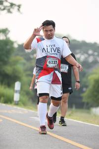 BIB: 6237, 517
                            <button type="button" onclick="openModal(6349543)" class="btn btn-primary btn-sm float-right btn-popup" data-toggle="modal" data-target=".modal-high-quality">
                        <i class="fas fa-shopping-cart"></i> Add to Cart
                    </button>
                                            <button type="button" onclick="isThisMe(6349543, true)" class="btn btn-success btn-sm float-right btn-popup btn-isme hidden" data-toggle="tooltip" data-placement="bottom" title="นี่คือรูปของคุณใช่ไหม คลิกที่นี่เพื่อเอาเข้าอัลบั้ม">
                        <i class="fas fa-plus"></i> Add to album
                    </button>
                    <button type="button" onclick="isThisMe(6349543, false)" class="btn btn-warning btn-sm float-right btn-popup btn-isnotme hidden">
                        <i class="fas fa-ban"></i> Remove from album
                    </button>