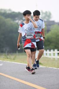 BIB: 6864, 5818
                            <button type="button" onclick="openModal(6349357)" class="btn btn-primary btn-sm float-right btn-popup" data-toggle="modal" data-target=".modal-high-quality">
                        <i class="fas fa-shopping-cart"></i> Add to Cart
                    </button>
                                            <button type="button" onclick="isThisMe(6349357, true)" class="btn btn-success btn-sm float-right btn-popup btn-isme hidden" data-toggle="tooltip" data-placement="bottom" title="นี่คือรูปของคุณใช่ไหม คลิกที่นี่เพื่อเอาเข้าอัลบั้ม">
                        <i class="fas fa-plus"></i> Add to album
                    </button>
                    <button type="button" onclick="isThisMe(6349357, false)" class="btn btn-warning btn-sm float-right btn-popup btn-isnotme hidden">
                        <i class="fas fa-ban"></i> Remove from album
                    </button>