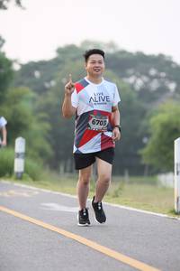 BIB: 6703
                            <button type="button" onclick="openModal(6348925)" class="btn btn-primary btn-sm float-right btn-popup" data-toggle="modal" data-target=".modal-high-quality">
                        <i class="fas fa-shopping-cart"></i> Add to Cart
                    </button>
                                            <button type="button" onclick="isThisMe(6348925, true)" class="btn btn-success btn-sm float-right btn-popup btn-isme hidden" data-toggle="tooltip" data-placement="bottom" title="นี่คือรูปของคุณใช่ไหม คลิกที่นี่เพื่อเอาเข้าอัลบั้ม">
                        <i class="fas fa-plus"></i> Add to album
                    </button>
                    <button type="button" onclick="isThisMe(6348925, false)" class="btn btn-warning btn-sm float-right btn-popup btn-isnotme hidden">
                        <i class="fas fa-ban"></i> Remove from album
                    </button>