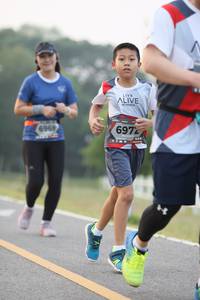 BIB: 6969, 6972
                            <button type="button" onclick="openModal(6349268)" class="btn btn-primary btn-sm float-right btn-popup" data-toggle="modal" data-target=".modal-high-quality">
                        <i class="fas fa-shopping-cart"></i> Add to Cart
                    </button>
                                            <button type="button" onclick="isThisMe(6349268, true)" class="btn btn-success btn-sm float-right btn-popup btn-isme hidden" data-toggle="tooltip" data-placement="bottom" title="นี่คือรูปของคุณใช่ไหม คลิกที่นี่เพื่อเอาเข้าอัลบั้ม">
                        <i class="fas fa-plus"></i> Add to album
                    </button>
                    <button type="button" onclick="isThisMe(6349268, false)" class="btn btn-warning btn-sm float-right btn-popup btn-isnotme hidden">
                        <i class="fas fa-ban"></i> Remove from album
                    </button>