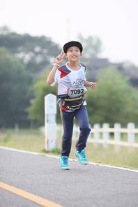 BIB: 7092
                            <button type="button" onclick="openModal(6349769)" class="btn btn-primary btn-sm float-right btn-popup" data-toggle="modal" data-target=".modal-high-quality">
                        <i class="fas fa-shopping-cart"></i> Add to Cart
                    </button>
                                            <button type="button" onclick="isThisMe(6349769, true)" class="btn btn-success btn-sm float-right btn-popup btn-isme hidden" data-toggle="tooltip" data-placement="bottom" title="นี่คือรูปของคุณใช่ไหม คลิกที่นี่เพื่อเอาเข้าอัลบั้ม">
                        <i class="fas fa-plus"></i> Add to album
                    </button>
                    <button type="button" onclick="isThisMe(6349769, false)" class="btn btn-warning btn-sm float-right btn-popup btn-isnotme hidden">
                        <i class="fas fa-ban"></i> Remove from album
                    </button>