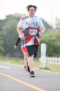 BIB: 6518
                            <button type="button" onclick="openModal(6349913)" class="btn btn-primary btn-sm float-right btn-popup" data-toggle="modal" data-target=".modal-high-quality">
                        <i class="fas fa-shopping-cart"></i> Add to Cart
                    </button>
                                            <button type="button" onclick="isThisMe(6349913, true)" class="btn btn-success btn-sm float-right btn-popup btn-isme hidden" data-toggle="tooltip" data-placement="bottom" title="นี่คือรูปของคุณใช่ไหม คลิกที่นี่เพื่อเอาเข้าอัลบั้ม">
                        <i class="fas fa-plus"></i> Add to album
                    </button>
                    <button type="button" onclick="isThisMe(6349913, false)" class="btn btn-warning btn-sm float-right btn-popup btn-isnotme hidden">
                        <i class="fas fa-ban"></i> Remove from album
                    </button>